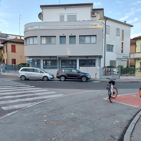 Marconi House Hotel Mestre Luaran gambar